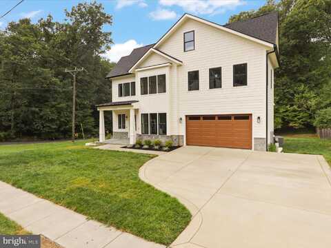 300 JOHN MARSHALL DRIVE NE, VIENNA, VA 22180