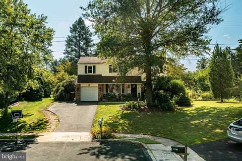 5 WAMPENOG CIRCLE, ROYERSFORD, PA 19468