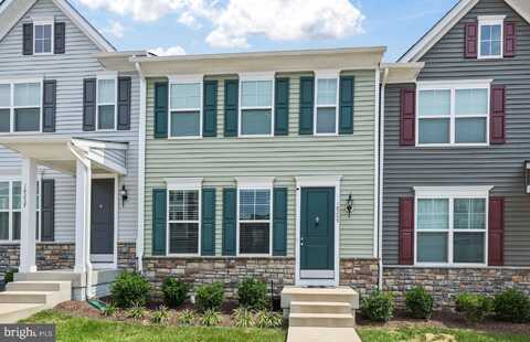 18259 SUMMIT POINTE DRIVE, TRIANGLE, VA 22172