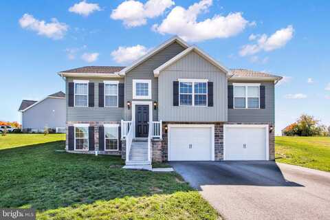 2 CANTERA WAY, HANOVER, PA 17331