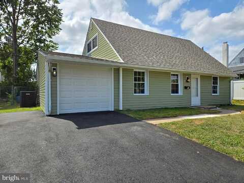 42 CROWN ROAD, LEVITTOWN, PA 19057