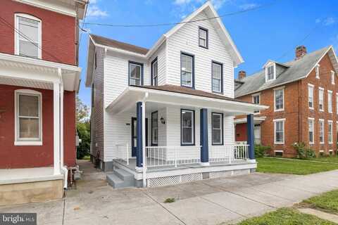 320 HIGH STREET, HANOVER, PA 17331