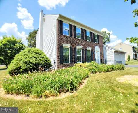 1272 ALEXANDER DRIVE, HATFIELD, PA 19440