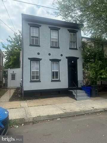 420 WALNUT STREET, POTTSTOWN, PA 19464