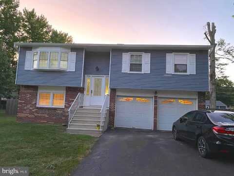 20 MANOR HOUSE DRIVE, EWING, NJ 08638