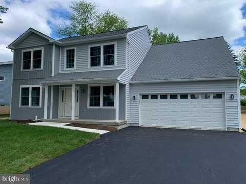 301 FRANKLIN STREET, EMMAUS, PA 18049