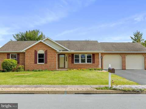 83 PARKWOOD DRIVE, GREENCASTLE, PA 17225