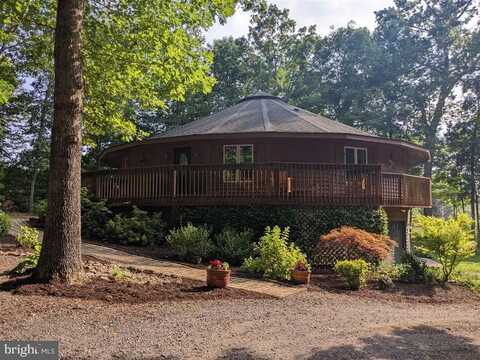 6072 SCUFFLETOWN ROAD, BARBOURSVILLE, VA 22923