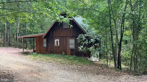 10-14 VIVIAN DRIVE, SLANESVILLE, WV 25444