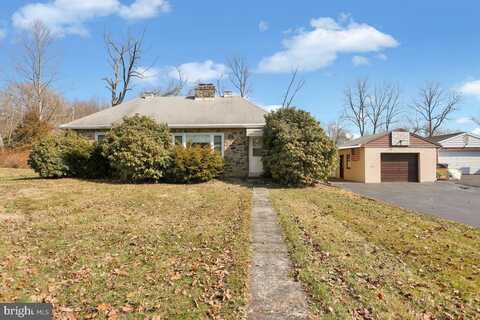 21 MILL ROAD, FLEETWOOD, PA 19522