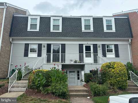 14532 GOLDEN OAK ROAD, CENTREVILLE, VA 20121