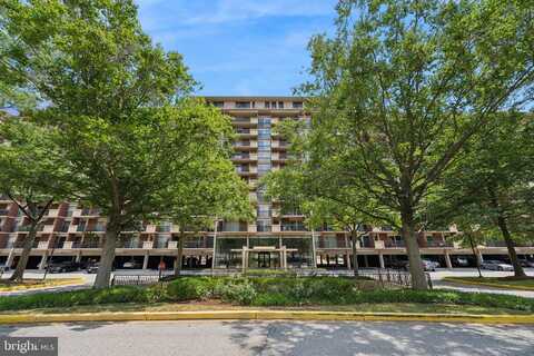 1300 ARMY NAVY DRIVE, ARLINGTON, VA 22202