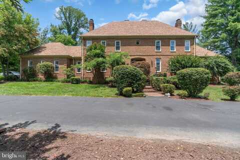 11400 QUAILWOOD MANOR DRIVE, FAIRFAX STATION, VA 22039