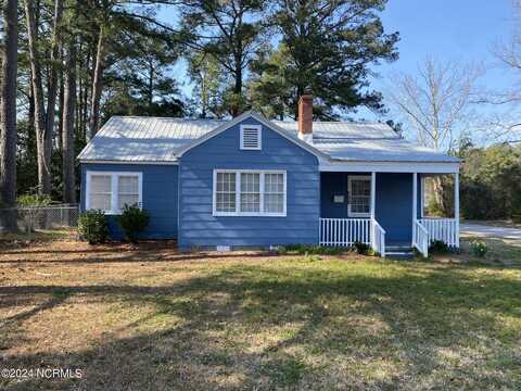 1306 N Respess Street, Washington, NC 27889