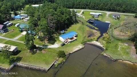 211 Riverview Lane, Belhaven, NC 27810