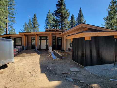 10769 Labelle Court, Truckee, CA 96161