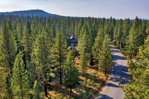 8485 Lahontan Drive, Truckee, CA 96161