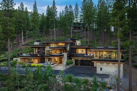 9525 Wawona Court, Truckee, CA 96161