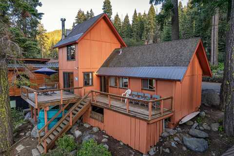 15130 Point Drive, Truckee, CA 96161