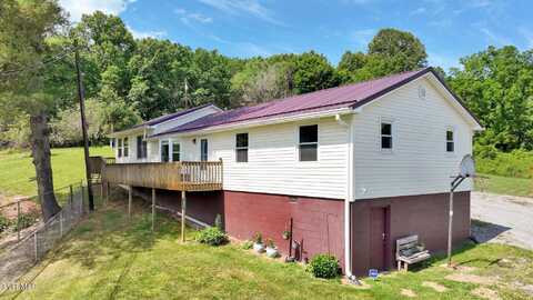 1907 Lenora Road, Big Stone Gap, VA 24219