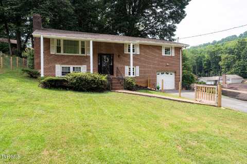 7480 Pin Oak Circle, Bristol, VA 24202