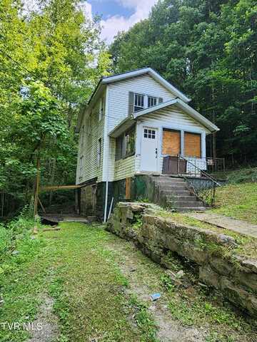 210 Callahan Avenue, Appalachia, VA 24216