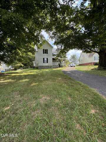 250 Five Oaks Road, Jonesborough, TN 37659