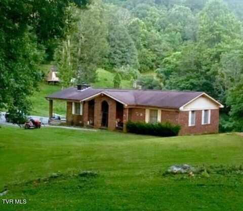 175 Hospital View Drive, Pennington Gap, VA 24277