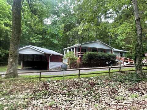 283 FISHERMANS RD, BIG SANDY, TN 38221