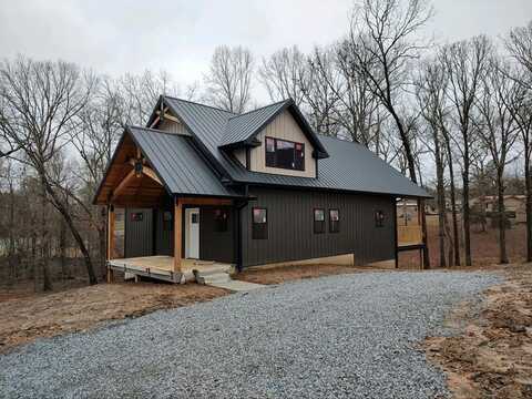 1250 Cherry Island Road, BUCHANAN, TN 38222