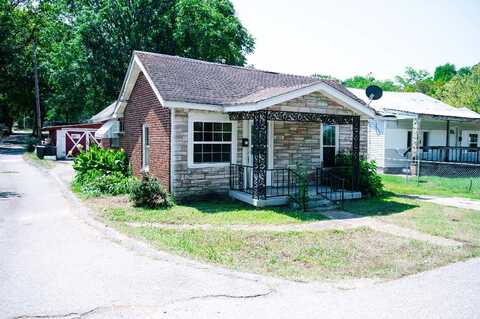 205 Wright Street, PARIS, TN 38242