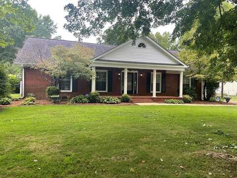 373 W Magnolia Ave, MCKENZIE, TN 38201