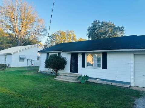 96 College St., BRUCETON, TN 38317