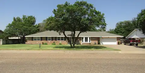 203 Sunset Dr, Hereford, TX 79045