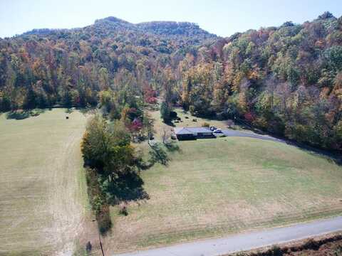 1230 Delk Creek Rd, Pall Mall, TN 38577