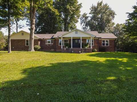 250 Langdon Rd., LAFAYETTE, TN 37083