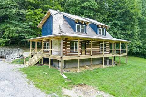 366 S. Cave Valley Rd, Byrdstown, TN 38549