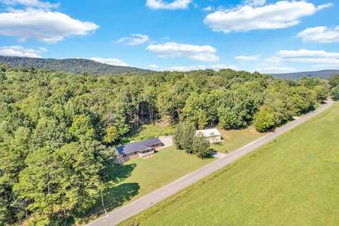 4950 Lost Creek Road, SPARTA, TN 38583