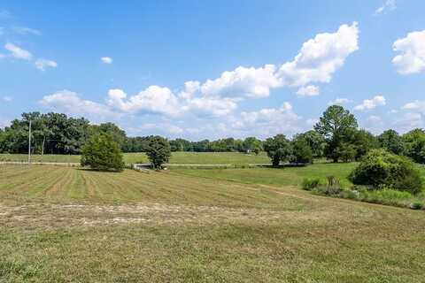 1036 EAST COLE ROAD, QUEBECK, TN 38579