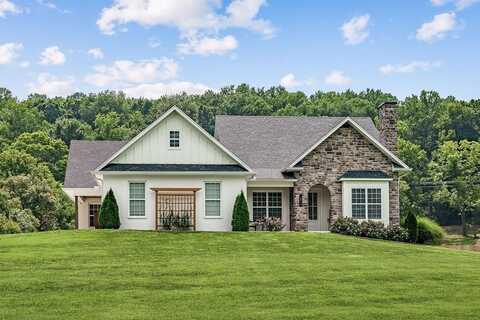 2017 Seven Springs Rd, COOKEVILLE, TN 38506