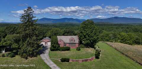 3921 Rt 9w, Saugerties, NY 12477