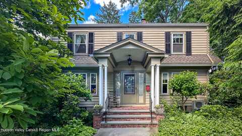 24 Plattekill Avenue, New Paltz, NY 12561