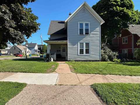 203 E Hewitt, Marquette, MI 49855