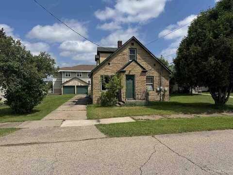 508 E Grand, Iron Mountain, MI 49801