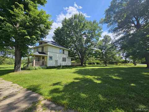 81 Brady, Caspian, MI 49915