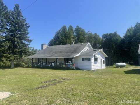 8951 W US2, Manistique, MI 49854