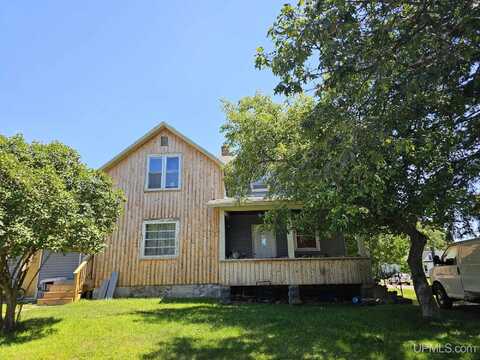 618 Wells, Iron Mountain, MI 49801