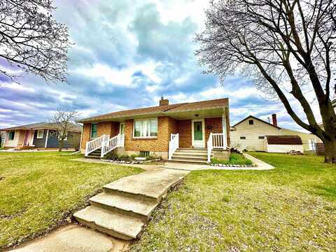 1516 N 16th, Escanaba, MI 49829