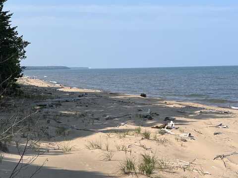 TBD Lakefront, Ontonagon, MI 49953