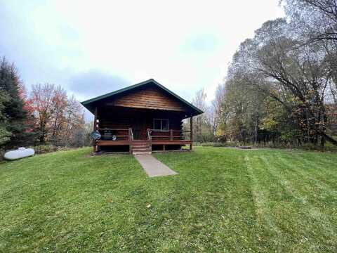 193 Park City, Amasa, MI 49903